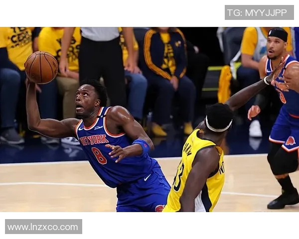 尼克斯加强防守 阿奴诺比断球反击得手