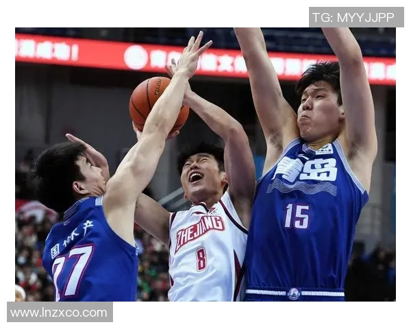 半岛都市报：这场比赛让杨瀚森体会到了NBA的残酷