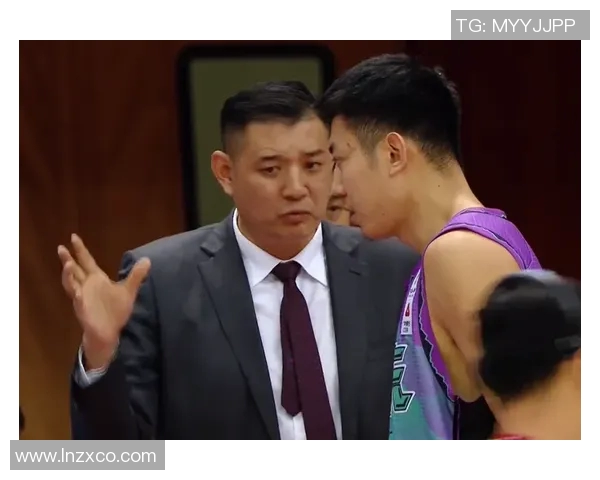 怒喷女裁判被驱逐？申京：我一时冲动&很不成熟 赛后向她道歉了